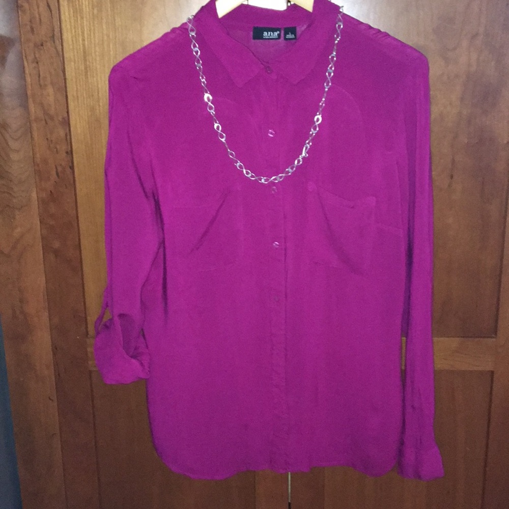 NWOT a.n.a. Silky dress blouse pink Size L